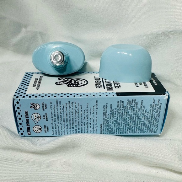 Peace Out Instant Pore Perfector 0.8 oz NIB Blurs Pores Reduce Redness Full Size - Picture 4 of 4